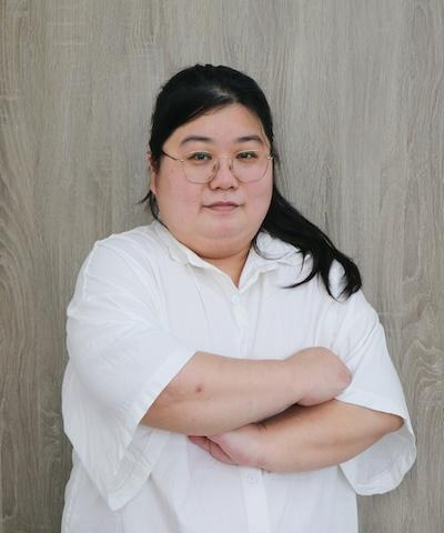 維翎老師照片